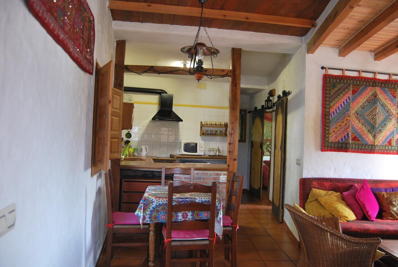 Casas Azahar-Alucema Guest House Zahara De La Sierra Exterior photo